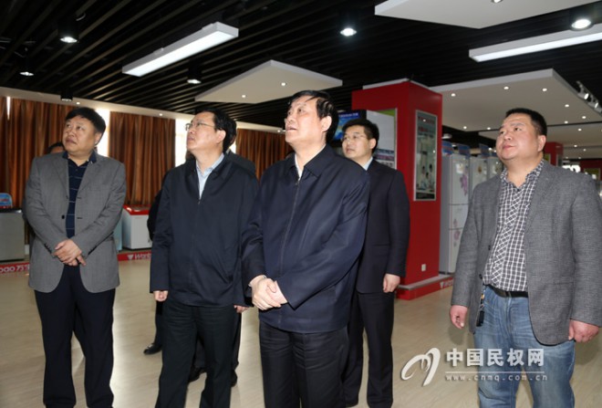 市长余学友视察我县四项重点工作建设情况