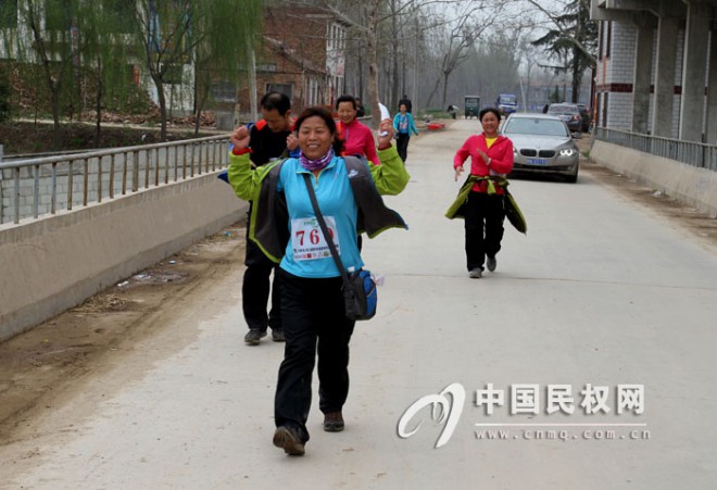 中国商丘第三届“黄河故道徒步穿越”活动在我县龙泽湖圆满落幕
