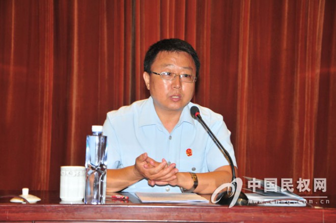 我县召开2013年社会法官培训大会
