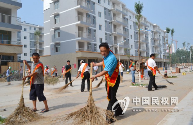 县人口计生委开展学雷锋志愿者服务活动