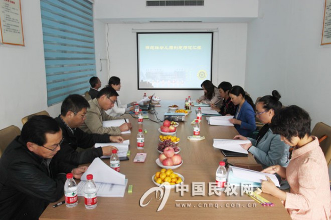 省级示范性幼儿园评估验收组莅临我县