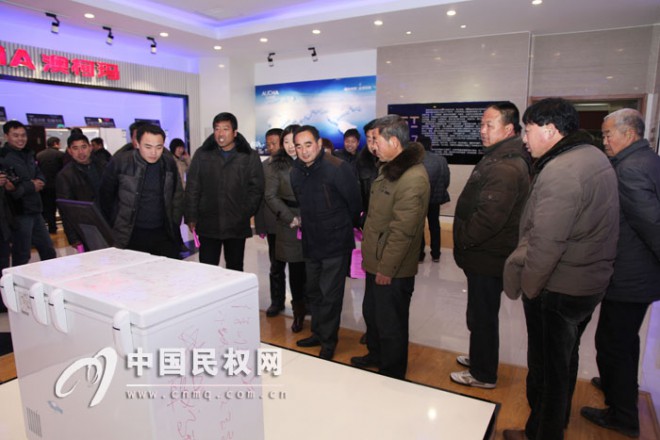 民权县组织外出务工人员参观高新区 感受家乡新变化