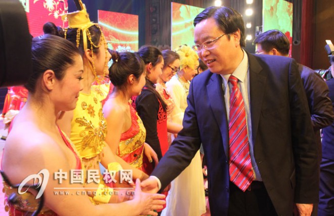 我县举办2015年新春联欢晚会