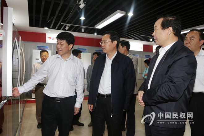许昌市党政考察团莅民考察高新区发展和项目建设情况