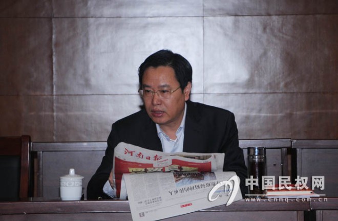我县举行县级领导干部党的群众路线教育实践活动专题讲座