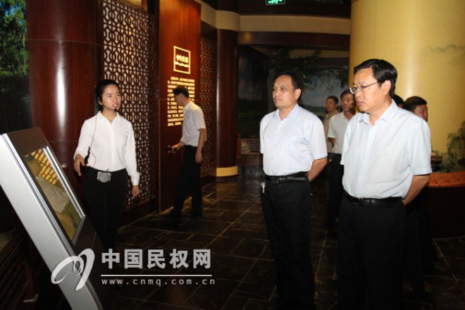 市委政研室副主任卞晓鹏到我县调研