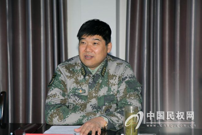 商丘军分区政委黄为忠到我县调研人武工作