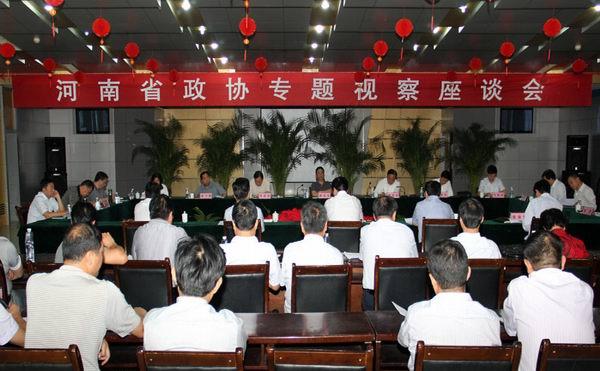 省政协副主席靳绥东莅民调研农村集体土地确权和土地流转工作