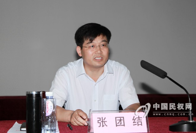 全县党务政务公开工作会议召开