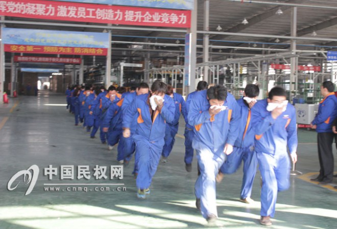 生命高于一切 安全重于泰山——民权县高新区管委会组织消防演练进企业
