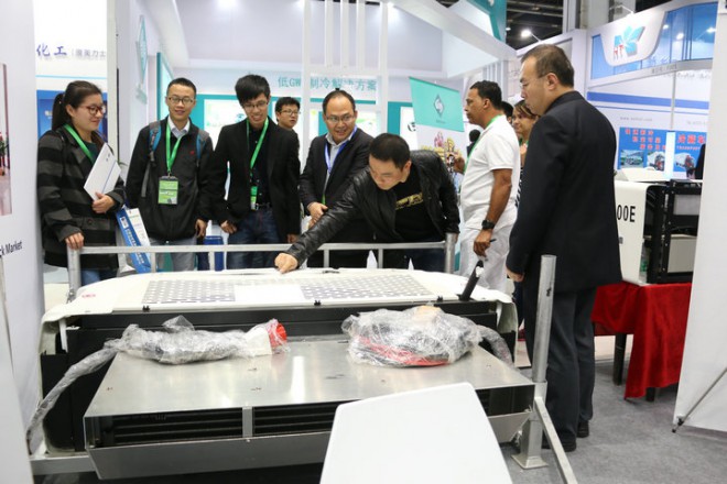 凯雪冷链发布全电冷藏车及超薄微型车用制冷机组