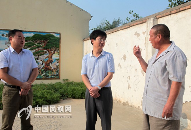 县委常委、统战部长张爱军中秋前夕慰问敬老院孤寡老人