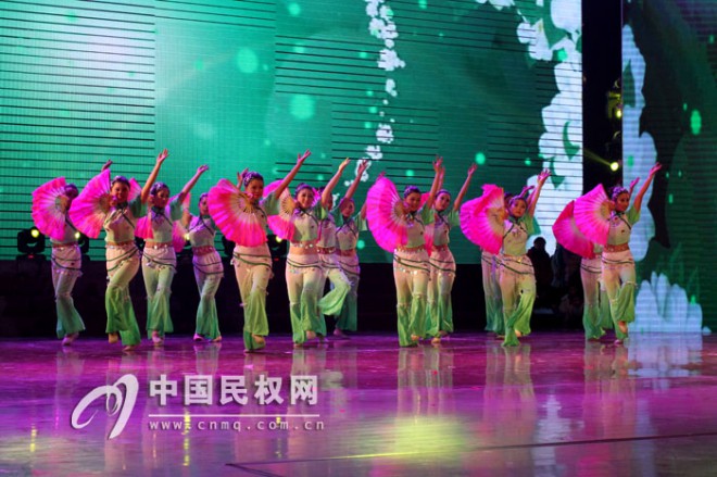 我县举办2015年新春联欢晚会