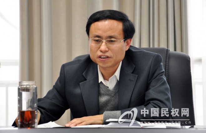 县委办公室学习贯彻全县“干部作风建设提升年”活动动员大会精神