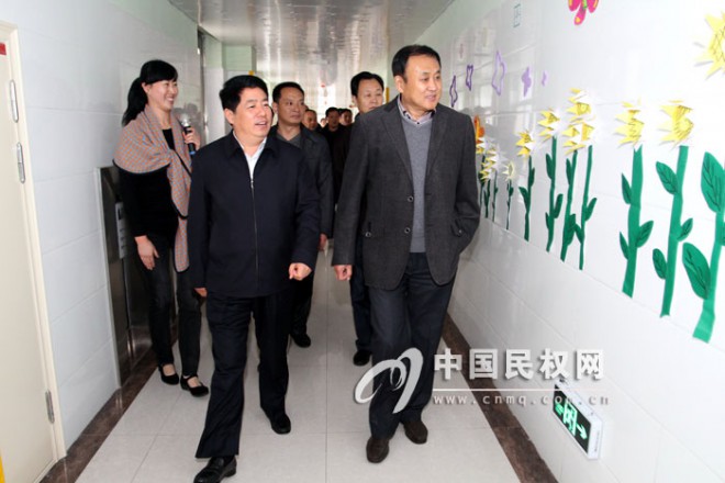 市人大副主任张新一行到我县调研《土地法》执法检查贯彻落实情况