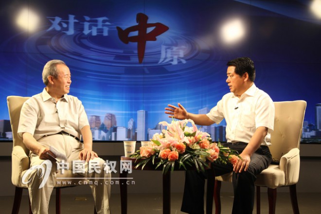 县委书记王仲田接受《对话中原》栏目专访