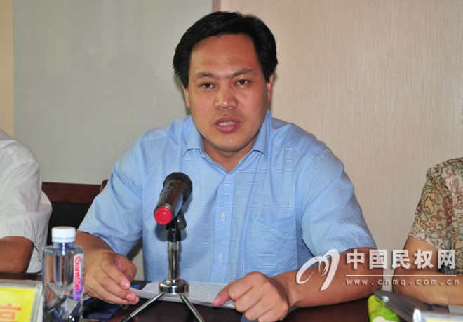 县人大常委会《中华人民共和国社会保险法》执法检查动员会召开